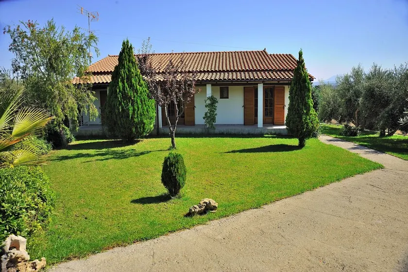 Villa in Adele with Pool & Olive Grove Views - Image 1