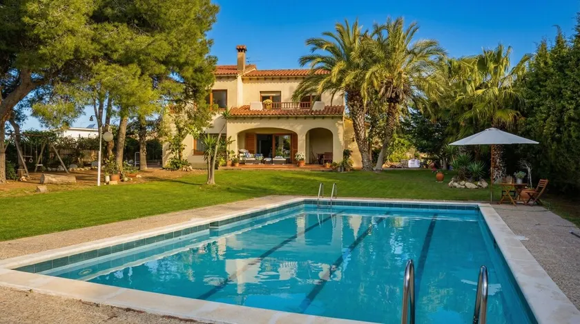 10 min. i bil fra Sitges. Villa Colibri. 12 minutters gang til strandene - Image 1