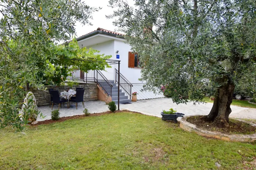 Apartment Umag-Savudrija, air conditioning, washing machine Wifi terrace garden - Image 1