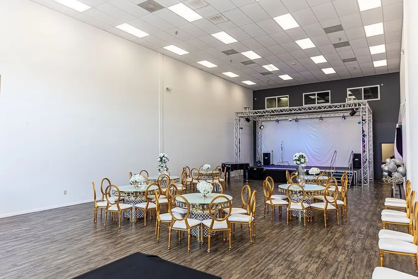By Galleria Luxury Hall -Wedding, Shower,Conference Center - Image 1