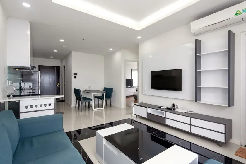 Riverside Monarchy Apartment in Da Nang - Image 1