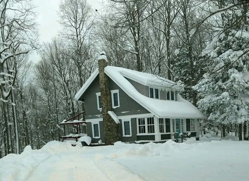 RARE FIND - Your Own Path to Lake Erie — Historic 5-Acre Lakefront Retreat - Image 1