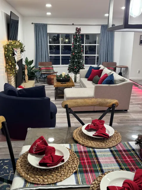 The Mid-Century Retreat - Image 1