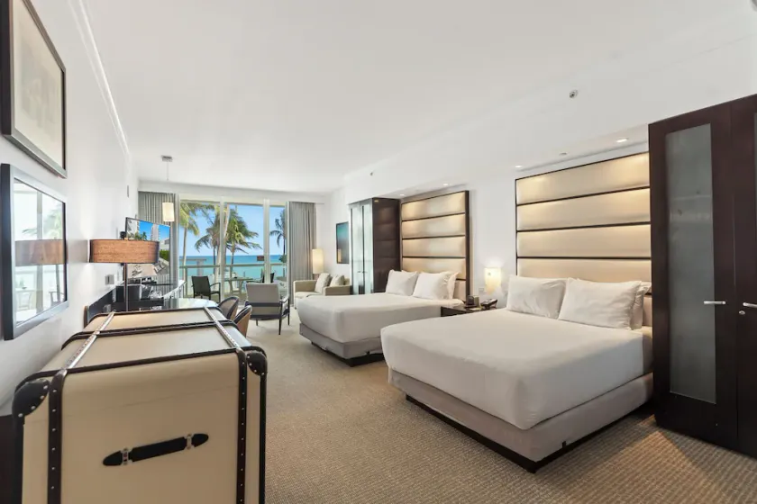 Best Rates!! Sorrento Jr. Two Queen Beds w/Sofabed. Free Spa Passes and Valet - Image 1
