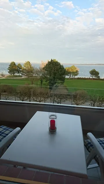 High-quality apartment with stunning views of the Baltic Sea - Image 1