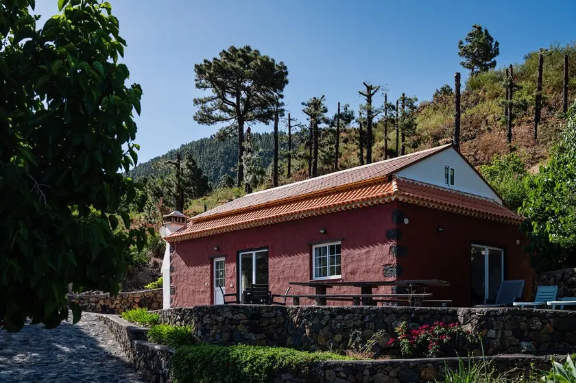 Casa Rustica in Cumbre Vieja Natural Park stunning views and ultimate privacy! - Image 1