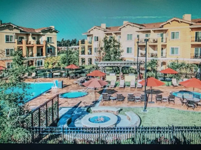 Fête du Travail - Superbe suite de condo 1 bd à Napa Valley. Bouteille de vin gratuite et plus - Image 1