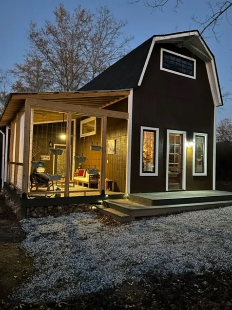 Private Bungalow near Covingtons Mystic Falls - Image 1