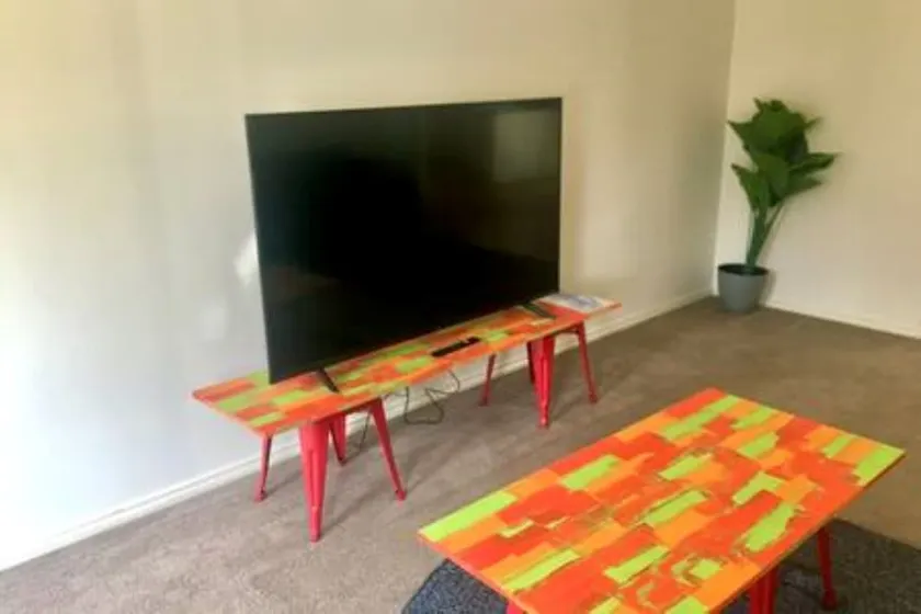 Spacious townhouse located in the CBD! - Image 1