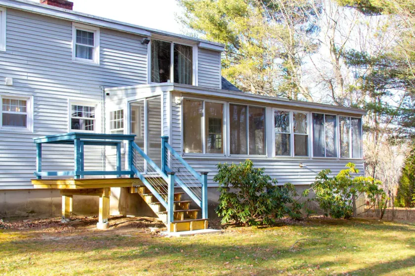 Close to Beach, Downtown, Hiking & more! Outdoor sauna available to add! - Image 1