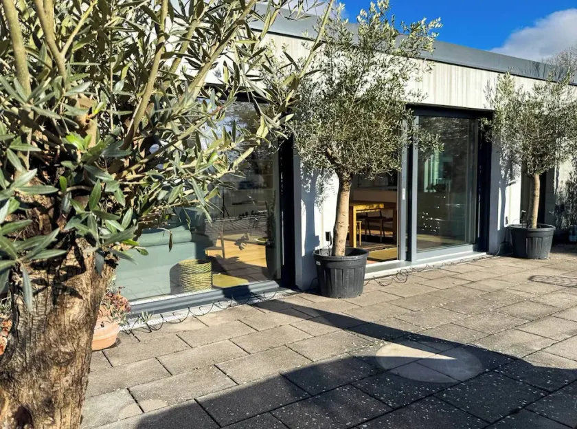 Wonderful Attic Maisonette in Meilen with Stunning Lake Views - Image 1