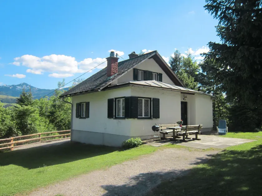 Holiday Home Landhaus Grüne Oase by Interhome - Image 1