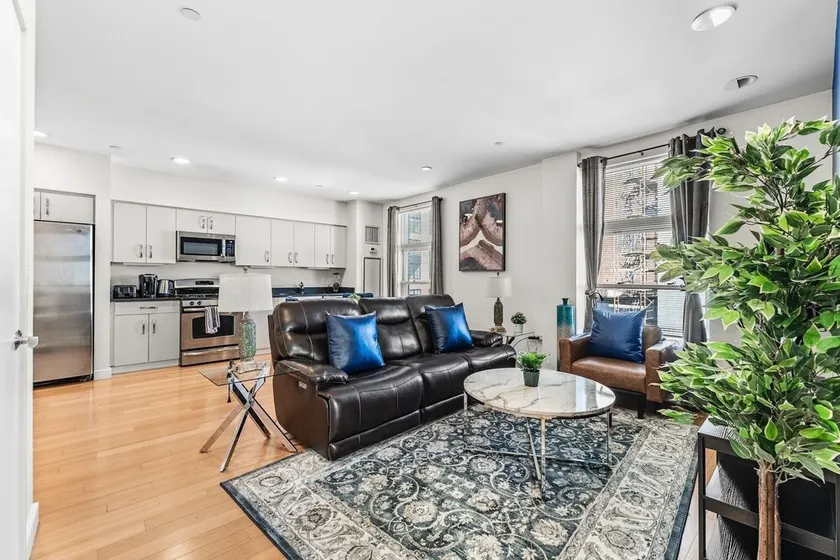 Furnished Apartment near BMC - Image 1