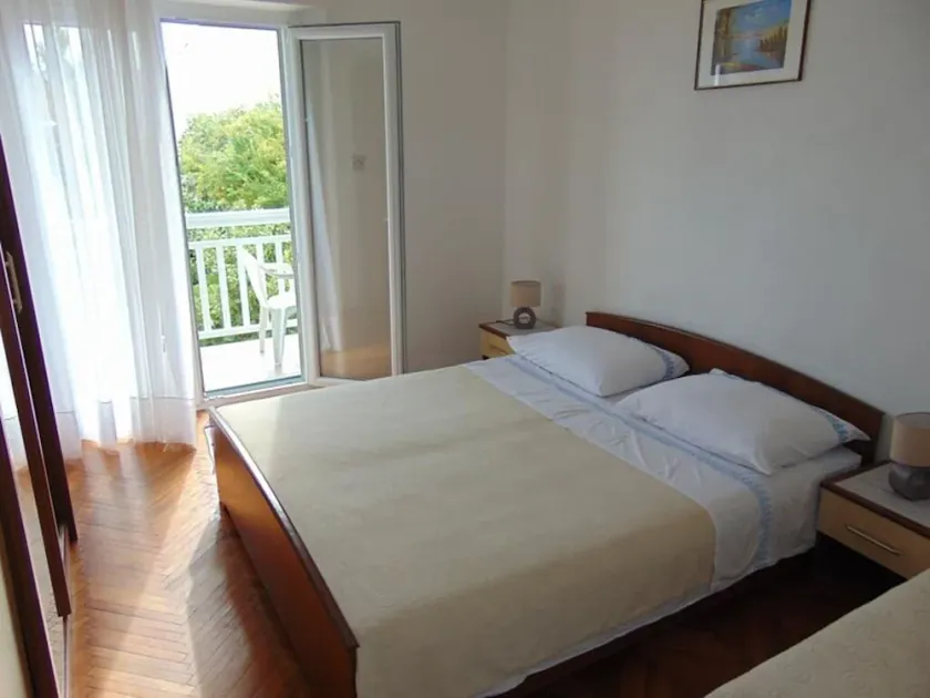 3-Zimmer-Ferienwohnung mit Balkon und Meerblick Sucuraj, Hvar (A-12887-a) - Image 1