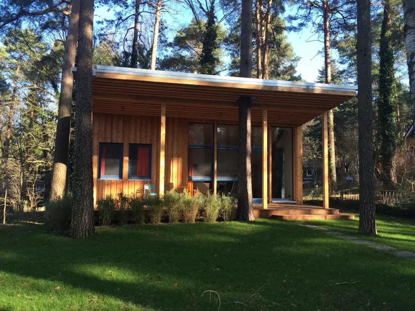 beautiful wooden house with exclusive furnishings and panoramic windows on Schwielowsee - Image 1