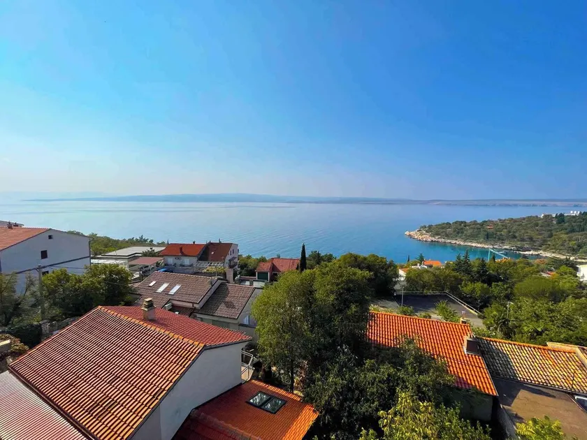 Holiday apartment with balcony and sea view - Image 1