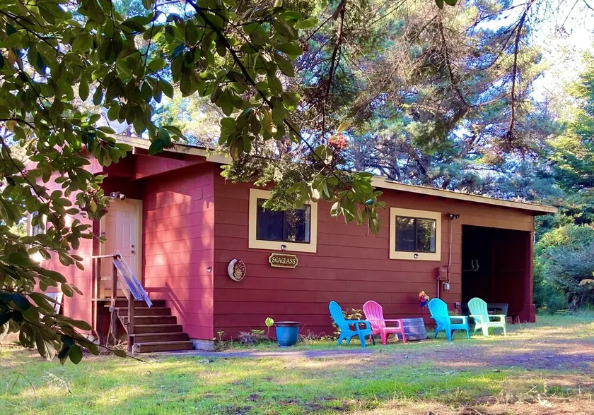 Seaglass Cottage & Nature Sanctuary-Minutes to Mendocino Village, Beaches, Ocean - Image 1