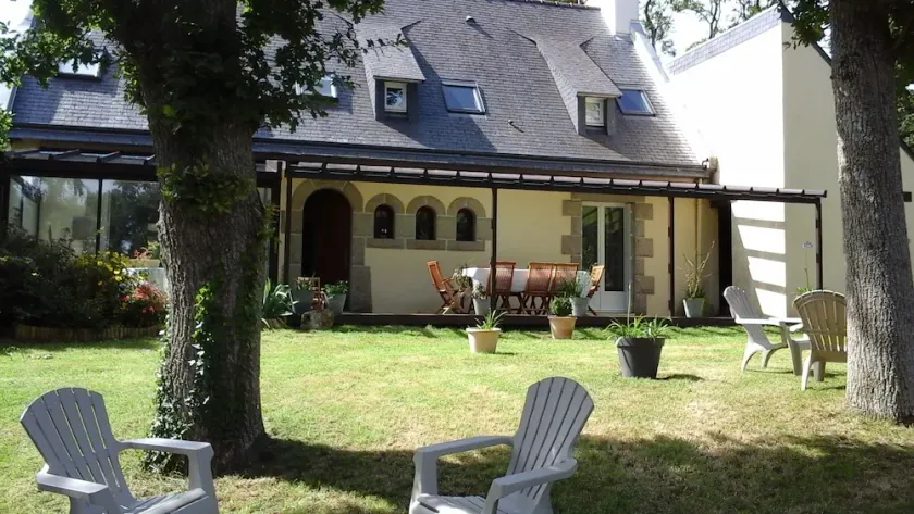 BELLA CASA CON SAUNA E GIARDINO MOLTO PIACEVOLE 2 MN A PIEDI DALLA RANCE. - Image 1