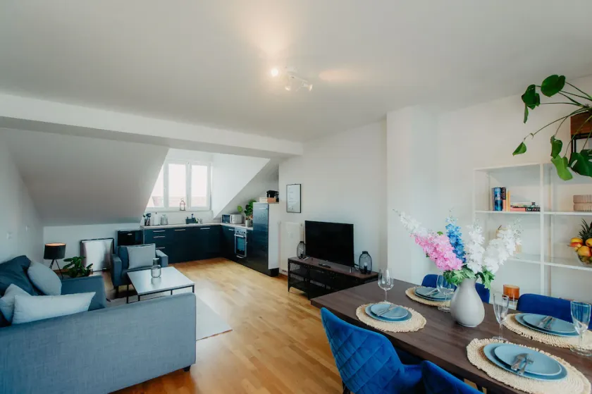 *Rooftop* apartment with eat-in kitchen and terrace - Luga Homes - Zoo - Image 1