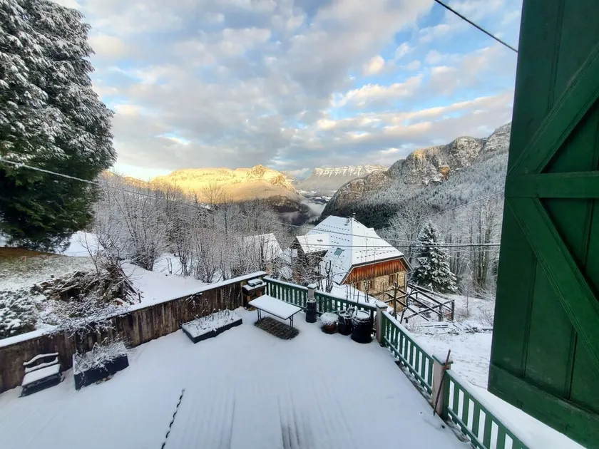 Le Parchey, a cosy mountain gite - Image 1