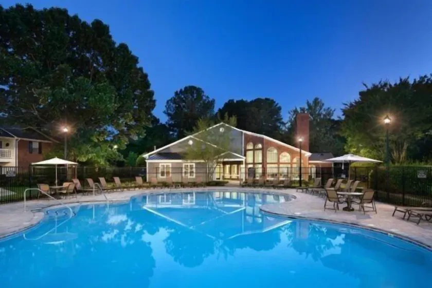 Wyndham 912 Urban Chic, wd, Parking, Pool - Image 1