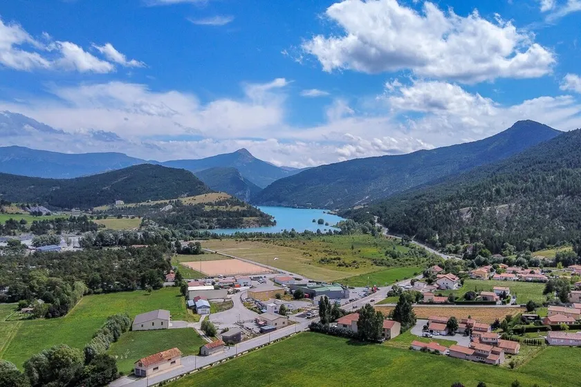 Family vacation home at the foot of the Verdon - Image 1