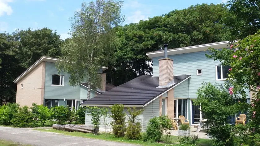 Spacious 8 person holidayhome by the sea, 8 minutes walk to the beach, number 31 - Image 1