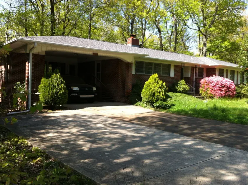Located Next To State Park With 2200 Acers Of Hiking, Mountain Biking, Disc Golf - Image 1