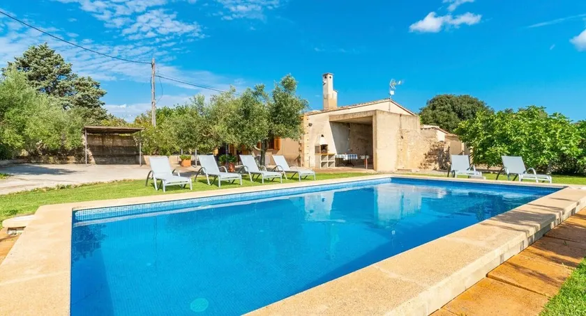 Country House 'Sa Clova' with Mountain View, Private Pool and Wi-Fi - Image 1