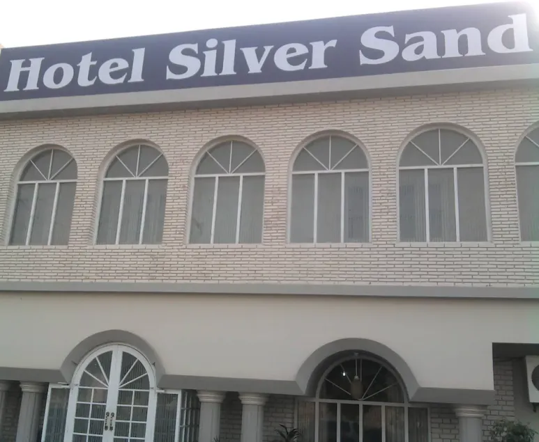 Hotel Silver Sand Multan - Image 1