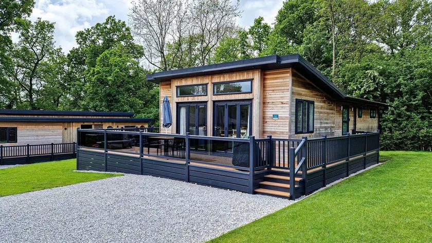 Rowan Lodge | sleeps 4 - Hot Tub, Dog Friendly - 5* Gold Award - Image 1