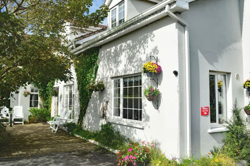 Property 374 - Ballyconneely - Image 1