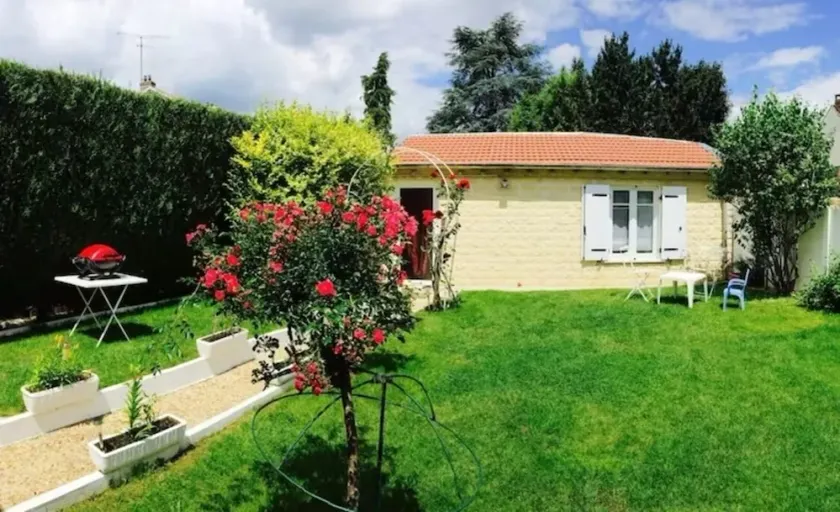 LA PETITE MAISON - Image 1