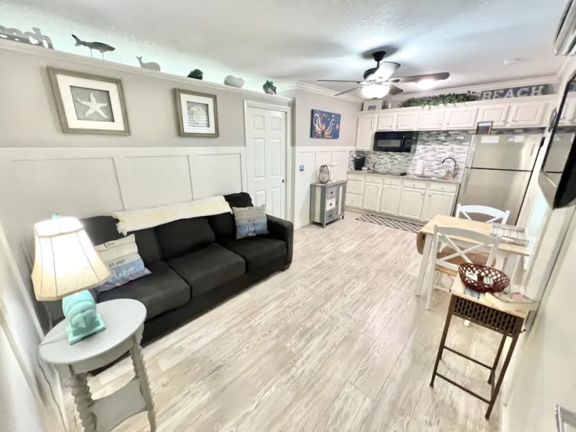 \"Cloud Nine\" Seaside/Pool Condo on Flagler Beach #9 - Image 1
