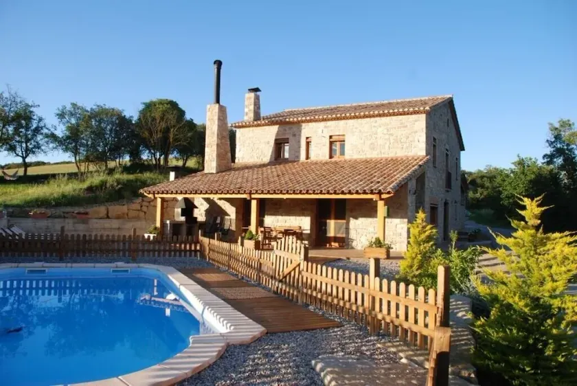 Brilliant, Catalan Holiday Home w/ Private Pool - 5 bedrooms, 5 bathrooms - Image 1