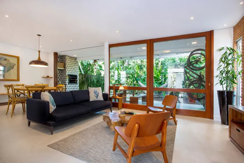 Casa com jacuzzi e rooftop - Wecare Hosting - Image 1