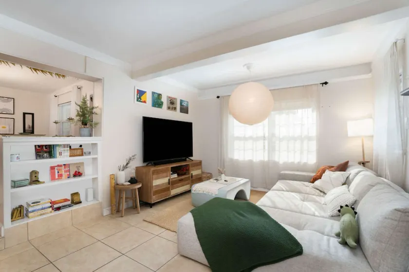Thai · Cozy Ginger Home with Pool · 12 minutes to Beach · Pet-Friendly - Image 1