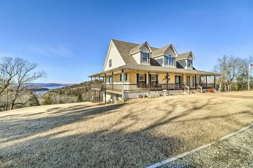 Norfork Lake  North Fork River Mountain Home retreat - Image 1