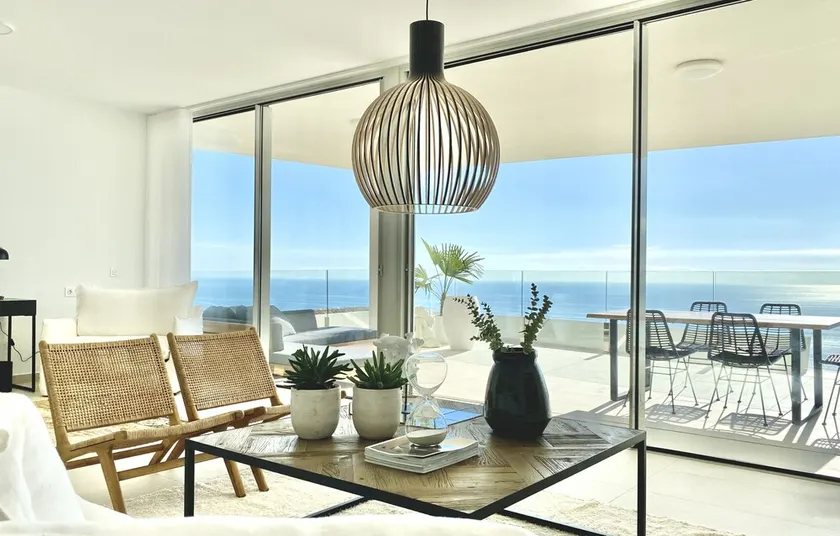Stupa Hills - Superb Luxury Apartment Sea Views - Image 1