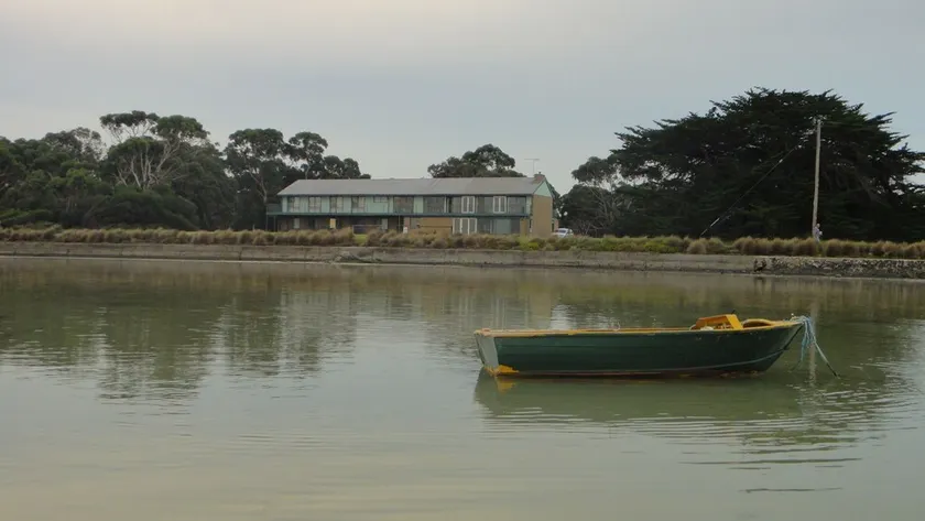 Illawong Lodge by the Sea - Image 1
