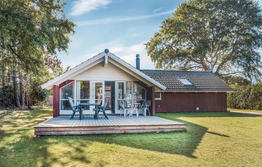Fantastiskt hem i Tranekær med bastu - Image 1