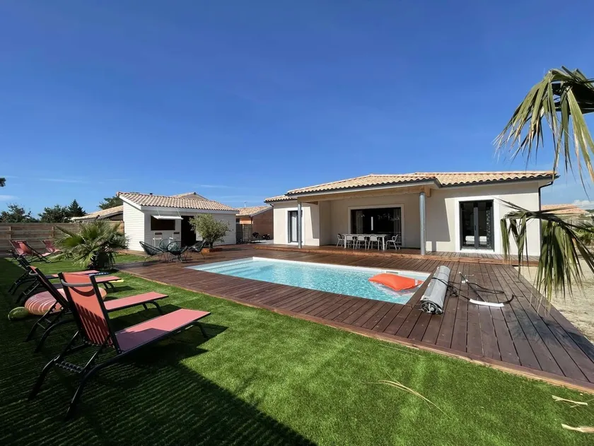 VillasHomeClet - Villa Palm Beach - Image 1