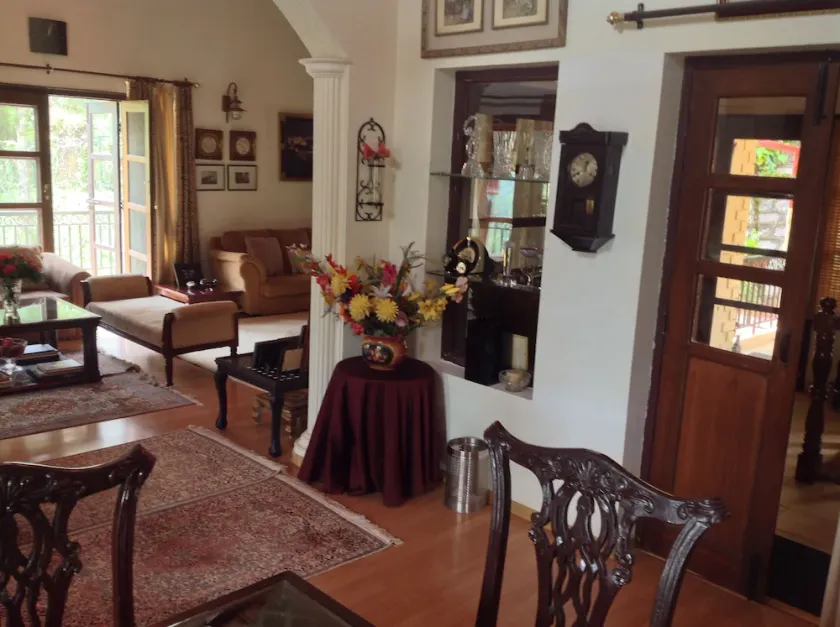 La propia casa de Dios - un complejo idílico en las colinas de Kumaon, en el norte de la India - Image 1