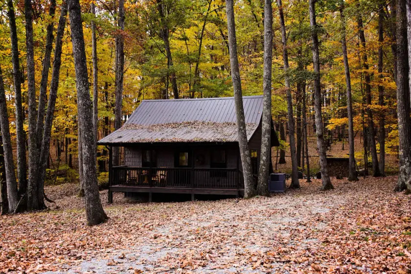 Secluded cabin located in Amish country - Image 1