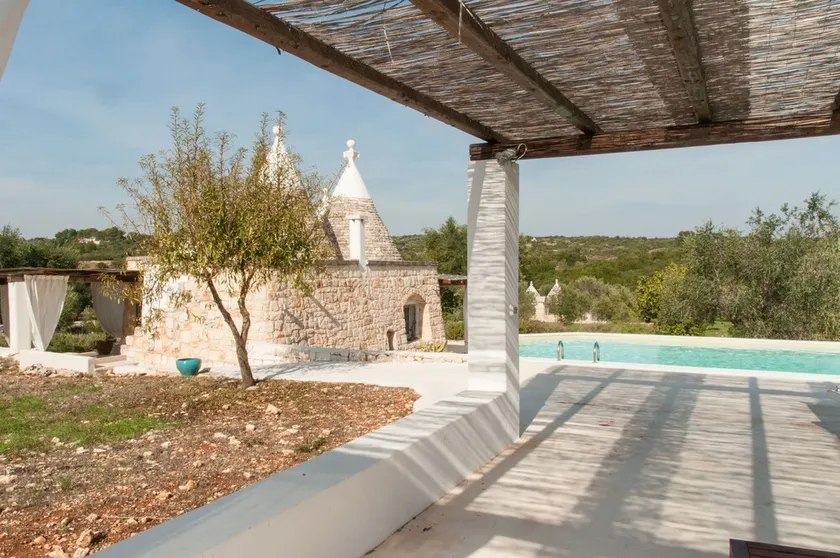 Spacious & bright trulli w/private pool, nicely decorated - AC in all rooms  - Image 1