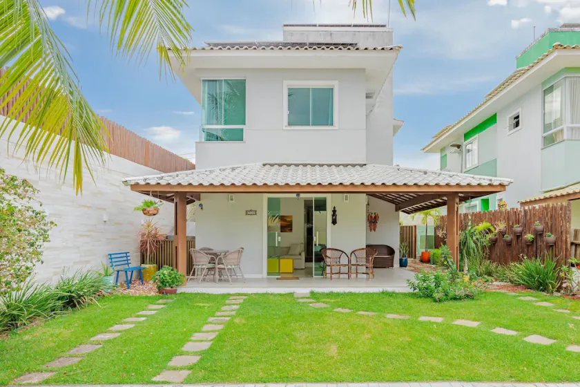 GB01 Excelente Casa 4 Suítes - Guarajuba - Image 1