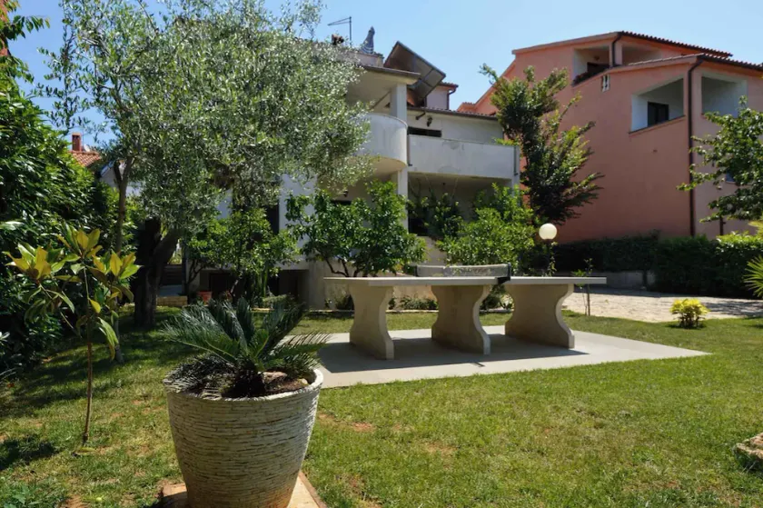 Studio with terrace and air conditioning - Image 1