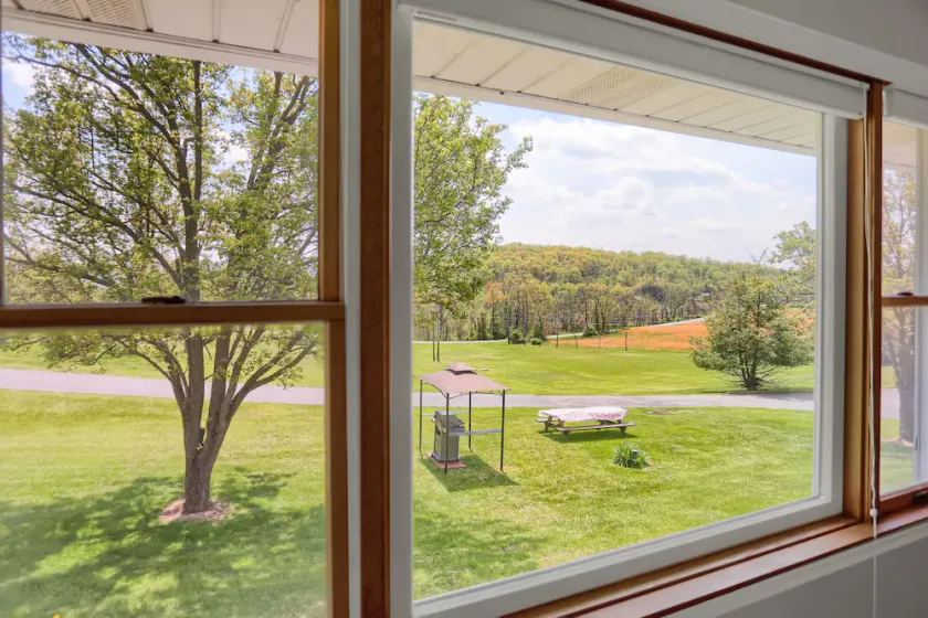 Fisher's Nook, Aunt Susie's Vacation Rentals : Raystown Lake Seven Points - Image 1