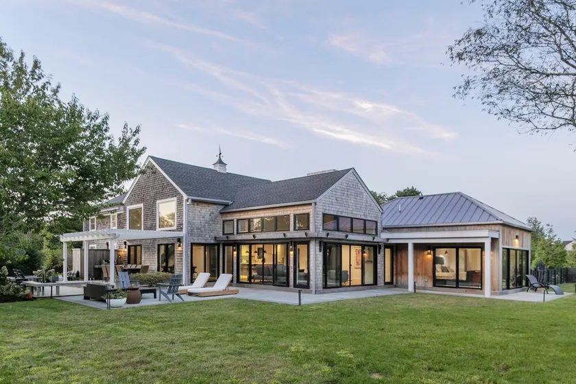 Maison parfaite de 5 chambres avec une grande intimité / à pied du centre-ville d'Edgartown - Image 1