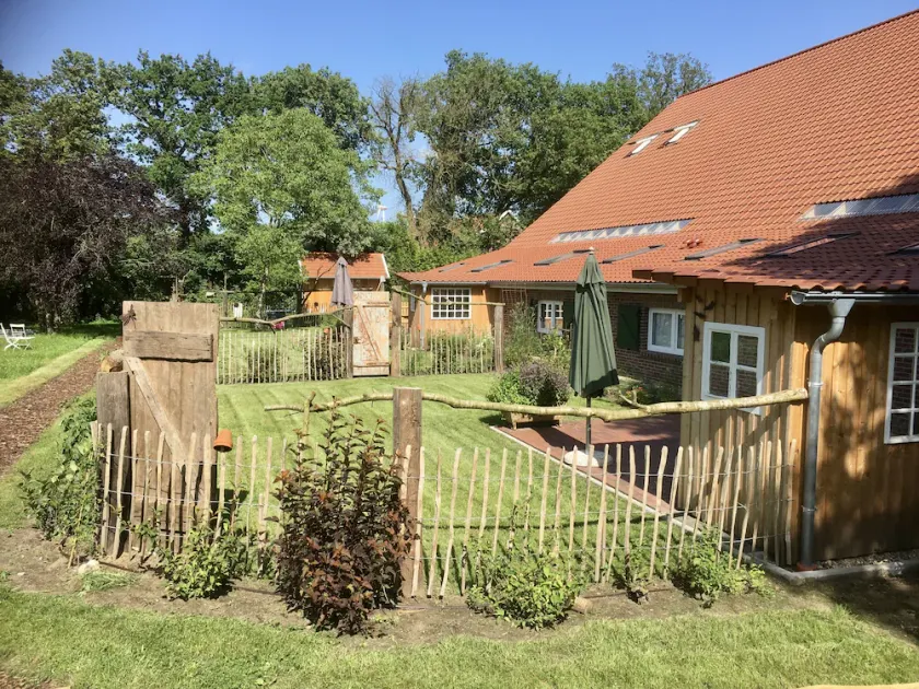 Special break for two in East Friesland, fenced garden & terrace - Image 1